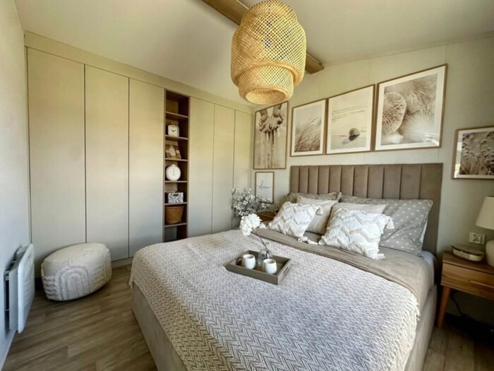 CASA BERYL SHADOW TURNER MALTA DE ROBLE - Imagen 7