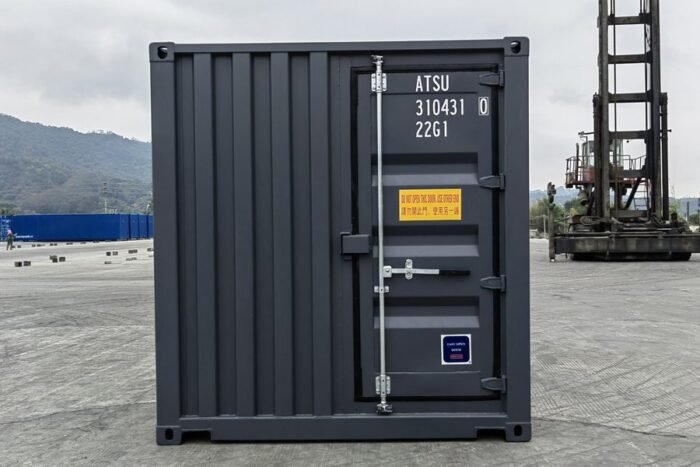 CONTENEDOR NUEVO DE TRES PUERTAS DE 20 PIES - Imagen 4